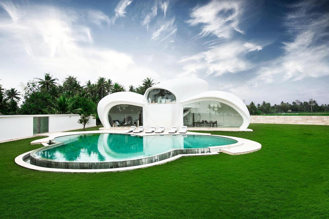 The Cloud Beachfront Villa Tabanan Eksteriør billede