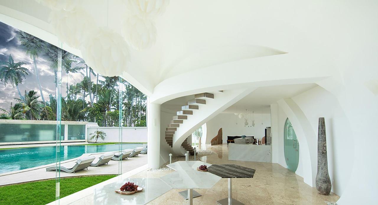The Cloud Beachfront Villa Tabanan Eksteriør billede