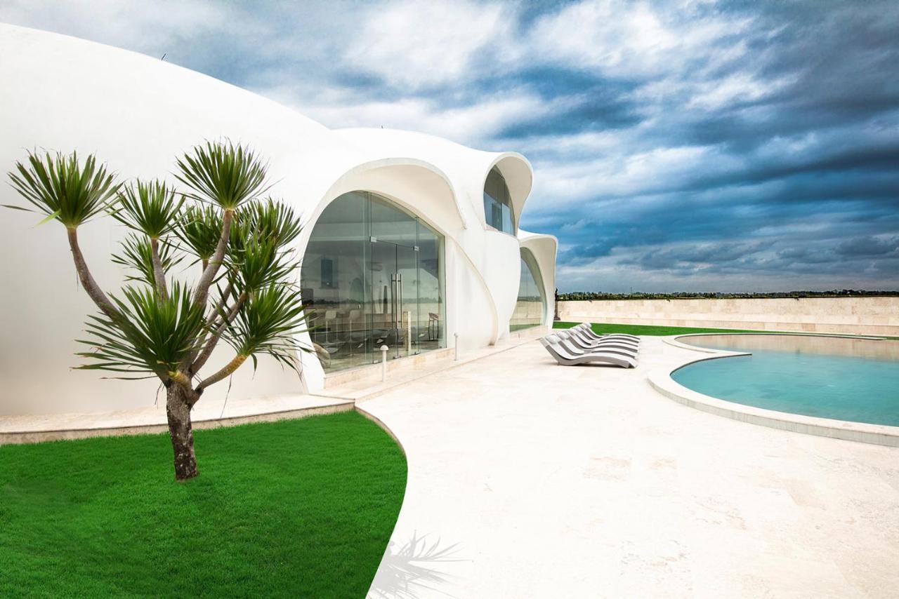 The Cloud Beachfront Villa Tabanan Eksteriør billede