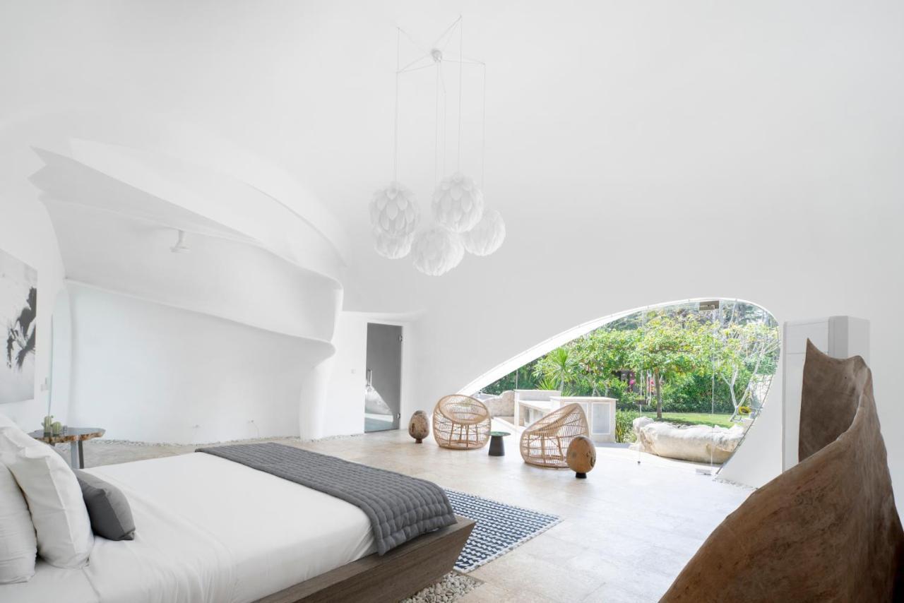 The Cloud Beachfront Villa Tabanan Eksteriør billede